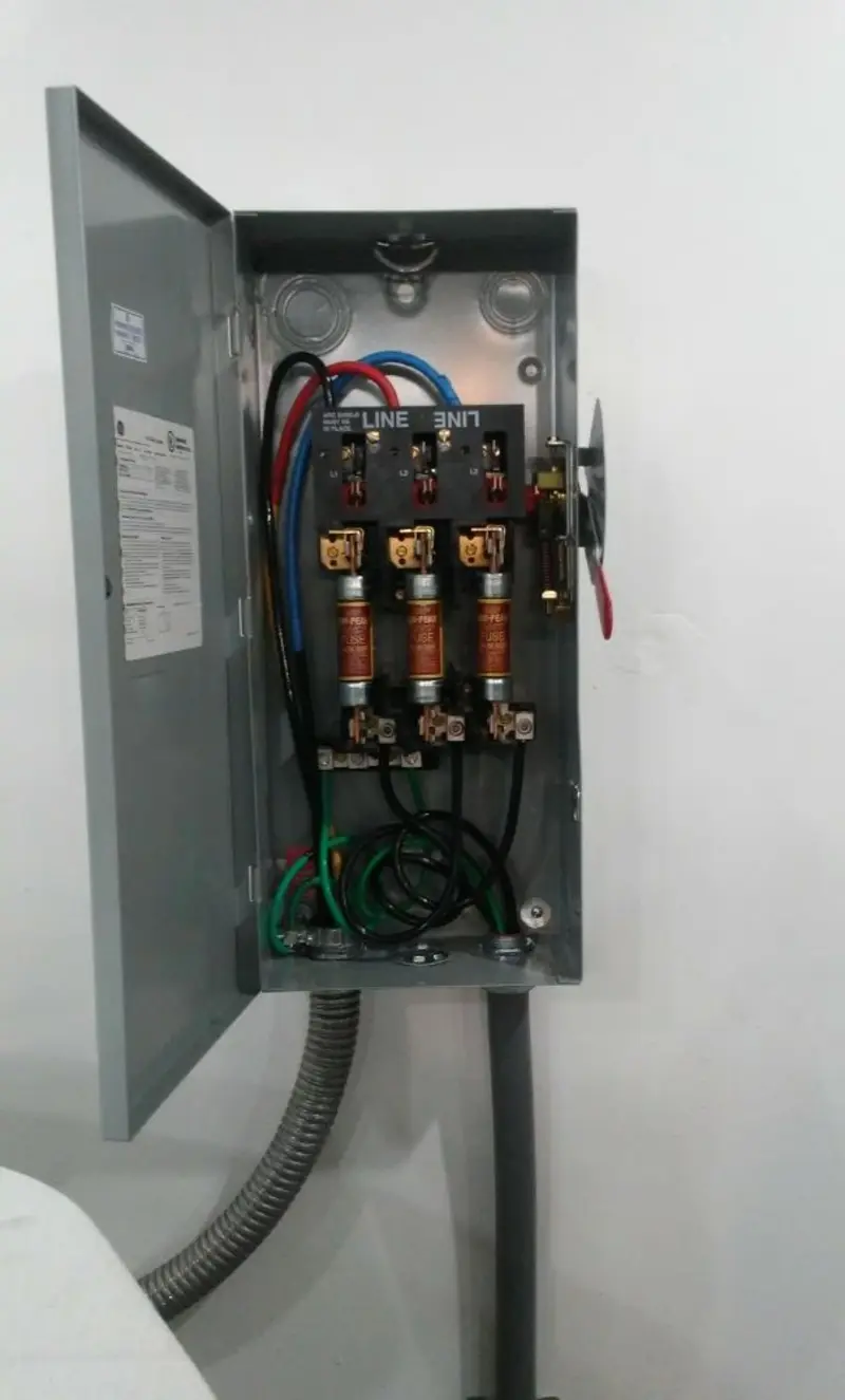 Three-phase disconnect switch installed for Electrical Wiring & Rewiring in Schertz